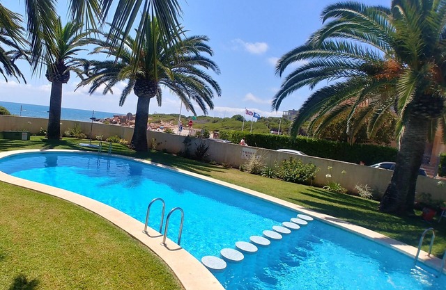 APARTAMENTO A 50M DEL AGUA