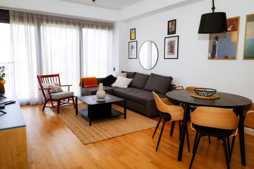 Apartment 83