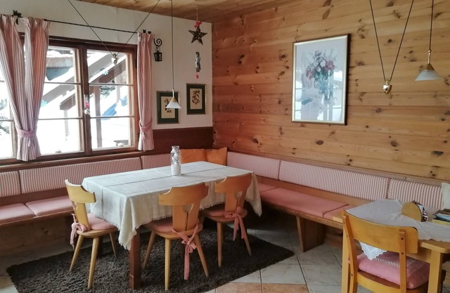 Apartamento de 85 m², 2 schlafzi. Para hasta 6 personas, sala, cocina, 3 baños, jardín, sauna.