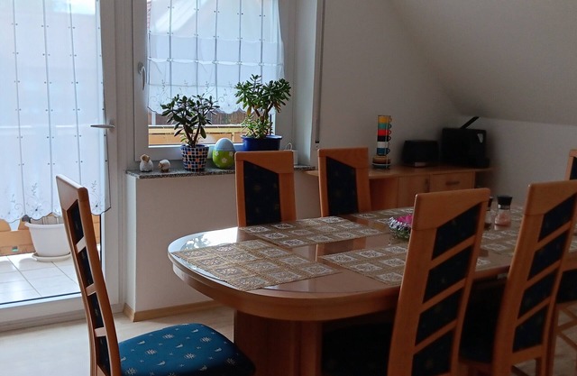 Apartment 97sqm with balcony and bathroom with shower and bathtub