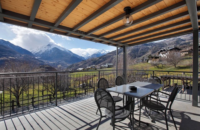 Apartamento 'A5' con vistas a la montaña, terraza privada y Wi-Fi