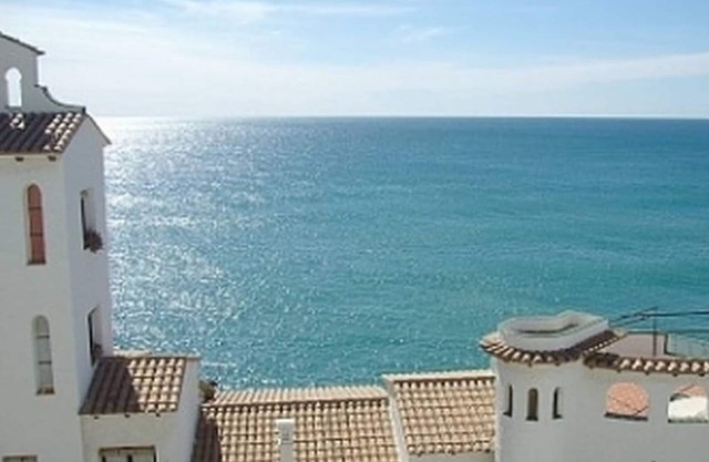 APARTAMENTO SOBRE DEL MAR MEDITERRANEO SITGES
