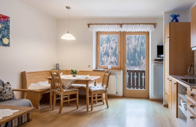 Apartamento 'Adlerhorst Blaumeise' con balcón, jardín compartido y Wi-Fi