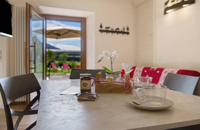 Apartamento 'Agriturismo La Grange - Family' con vistas a las montañas, Wi-Fi y aire acondicionado
