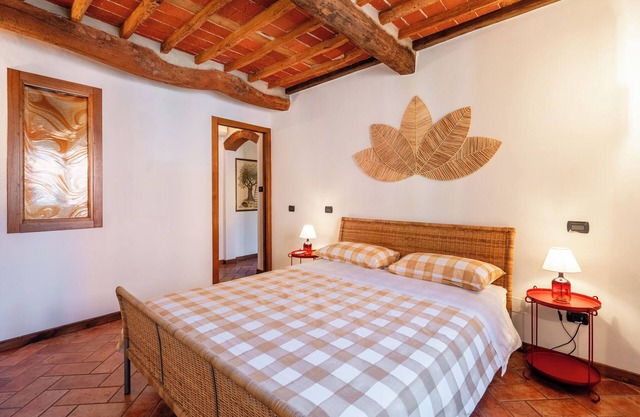 Apartment 'Al Borgo 153' with Wi-Fi and Air Conditioning