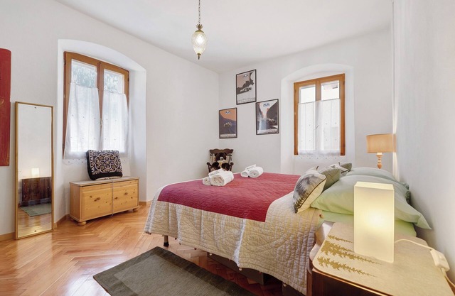 Apartamento 'Al Bot' con vistas a la montaña, balcón y Wi-Fi