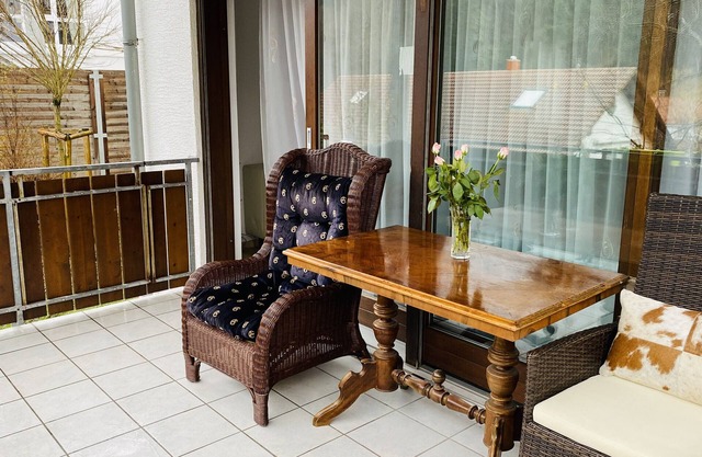 Apartamento 'Rosa 1' con balcón y Wi-Fi