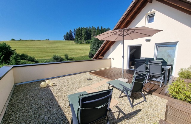 Apartamento 'Am Bach' con terraza privada, balcón y Wi-Fi