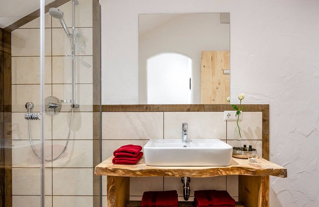 Apartment Apfelbaum 75 m², 1-4 persons, 2 bedrooms, eat-in kitchen, shower/WC, WLAN