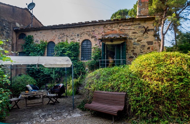 Apartamento 'Appartamento Folletto' con piscina compartida, terraza privada y Wi-Fi