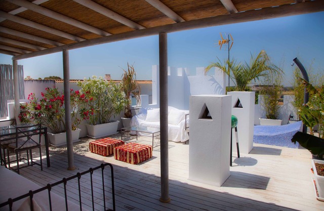 Apartamento diseño árabe con patio, y terraza privada a 25 km sevilla centro