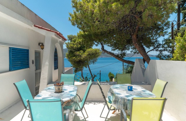 Apartamento 'Artemis' con vistas al mar, Wi-Fi y aire acondicionado