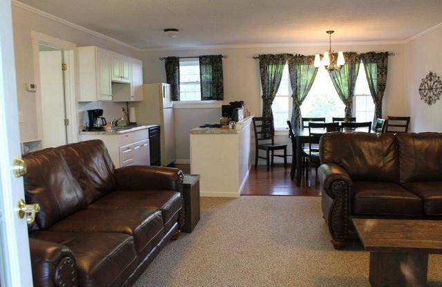 Apartamento nuevo en Viking Nordic Center; duerme 8; alquilar con cortijo para dormir 18