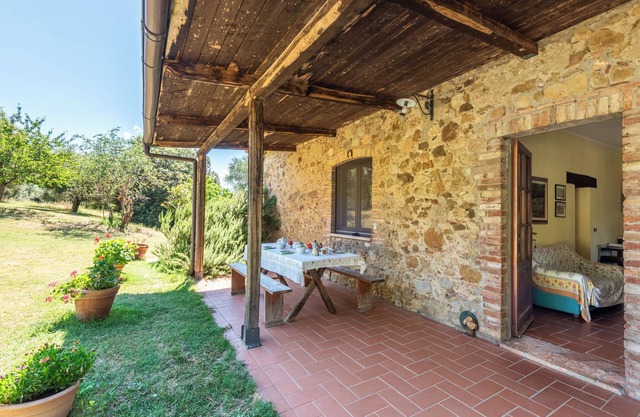 Apartamento 'Autentico In Campagna' con vistas a la montaña, piscina compartida y Wi-Fi
