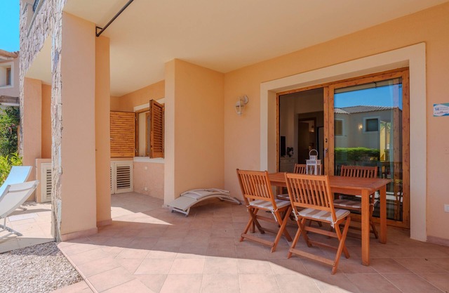 Apartamento 'Aguacate' con piscina compartida, jardín privado y aire acondicionado