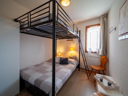Apartment Bâtiment A-18 by Interhome