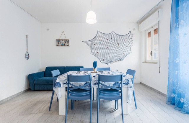Apartamento 'Blue Island' con vistas a la montaña, Wi-Fi y aire acondicionado