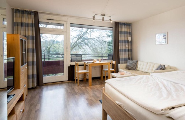 Apartment B306-B307 by Interhome