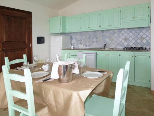 Apartment Baia Santa Reparata - Bilo 4M by Interhome
