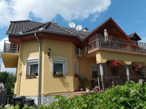 Apartment Balatongyorok 3