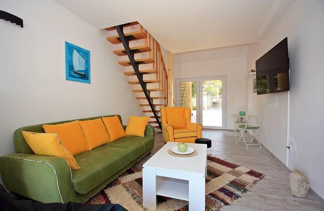 Apartment Beba, 4*, 100m from the beach