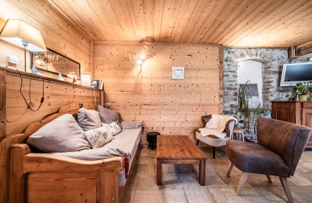 Apartamento 'Bel Appartement - Sixt Fer Cheval' con terraza privada, jardín privado y Wi-Fi