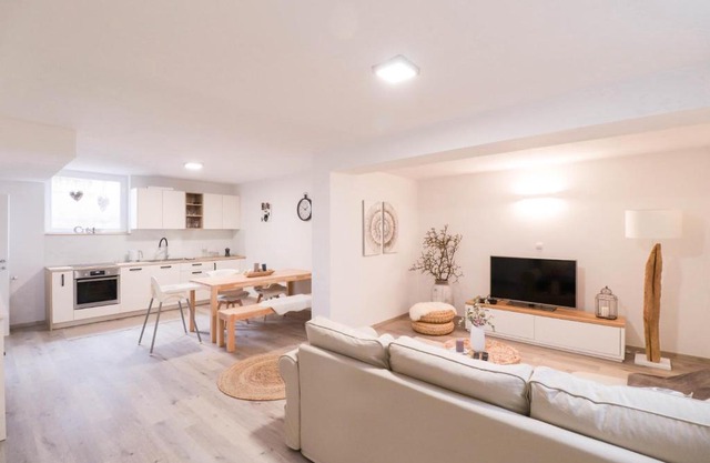 Apartment below Eden