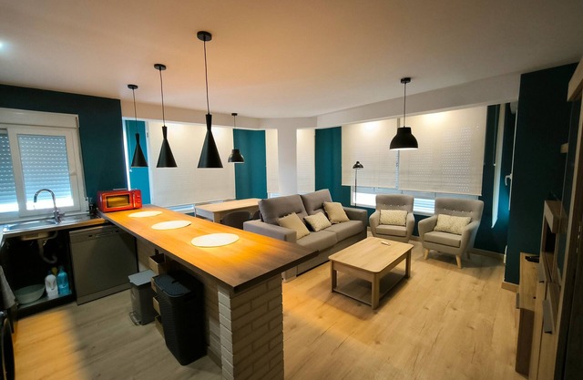 Apartamento 'Benicarló' con vistas al mar, Wi-Fi y aire acondicionado