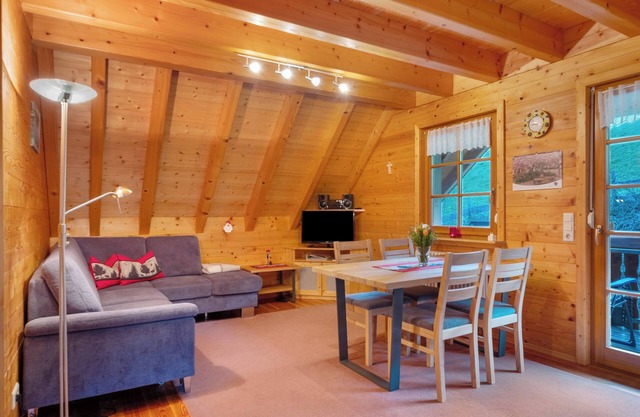 Apartamento 'Bergblick' con vistas a la montaña, terraza compartida y Wi-Fi