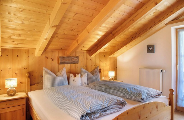 Apartamento 'Bergkristall' con vistas a la montaña, balcón y Wi-Fi