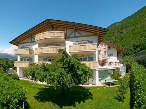 Apartment Boymont by Interhome