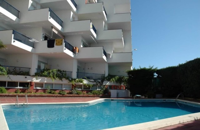 Apartamento Passeig Del Mar con piscina compartida
