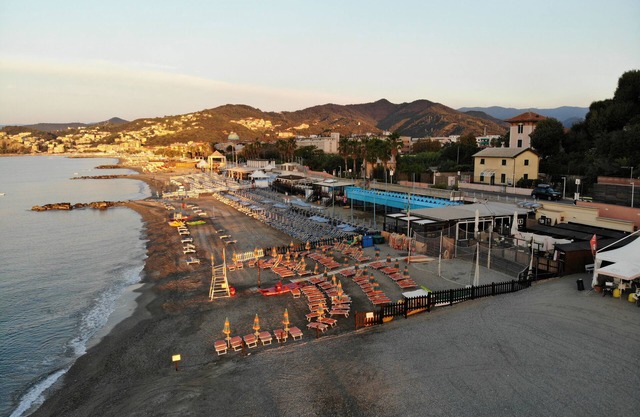 Apartamento Capomare a 5 minutos del mar.