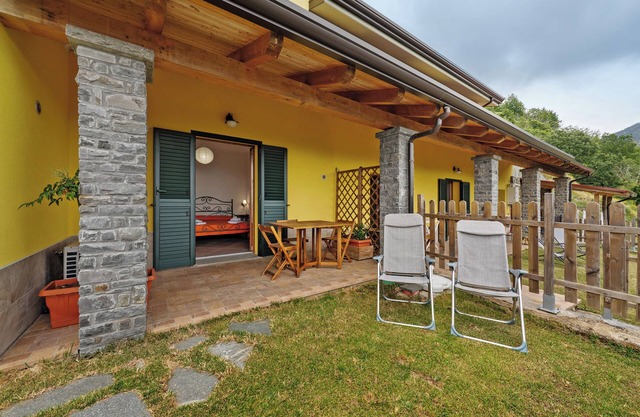 Apartamento 'Camera 5' con vistas a la montaña, Wi-Fi y aire acondicionado