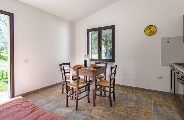 Apartamento "Casa Corongiu 2" con vistas a la montaña y jardín compartido