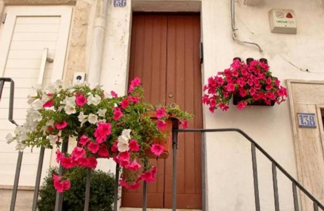 Apartment 'Casa Dei Nonni - Mattia' with Private Terrace, Wi-Fi and Air Conditioning