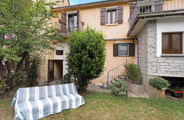 Apartamento "Casa del Sole" con vistas a la montaña y Wi-Fi