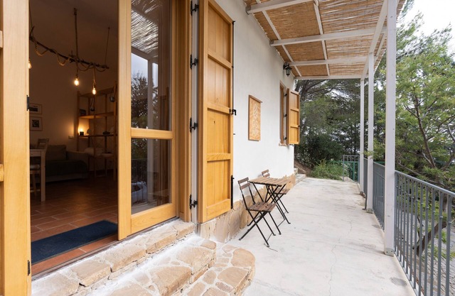 Apartamento 'Casa Delle Pigne' con vistas a la montaña, terraza privada y Wi-Fi