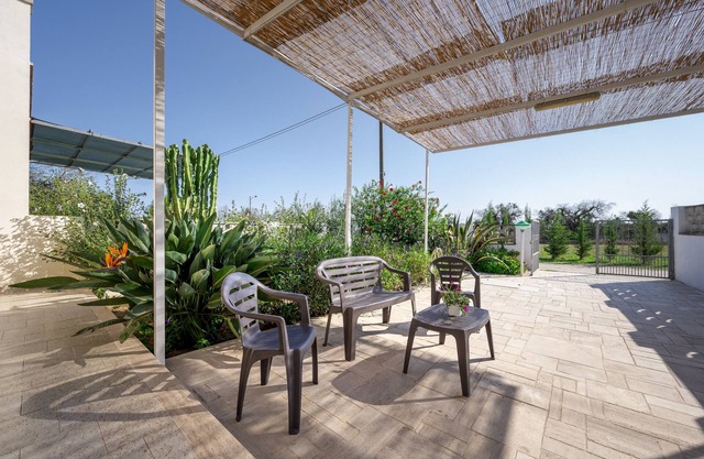 Apartamento 'Casa Eleonora' con terraza privada, jardín privado y aire acondicionado