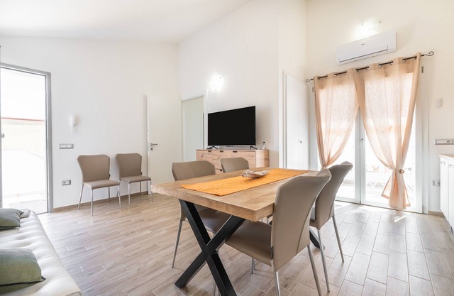 Apartamento 'Casa Vacanze Alba Mar' con balcón, Wi-Fi y aire acondicionado