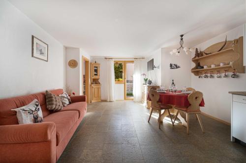 Apartment Chesa Erica 65m2 with private garden
