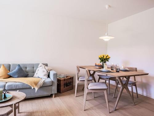 Apartment Chesa Palüdin 13 - Pontresina by Interhome