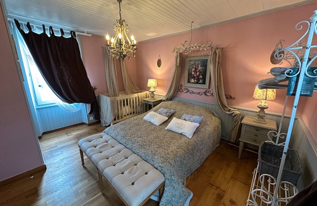 Apartamento 'Chic Et Charme Belle Ile' con terraza privada, jardín privado y Wi-Fi