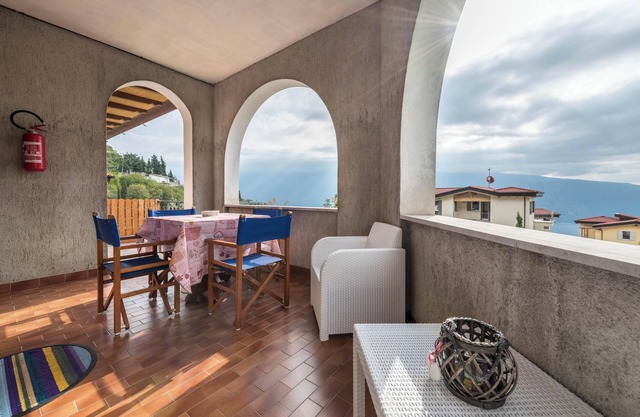 Apartment Ciliegio Casa Demonti with Mountain View, Pool, Garden & Wi-Fi