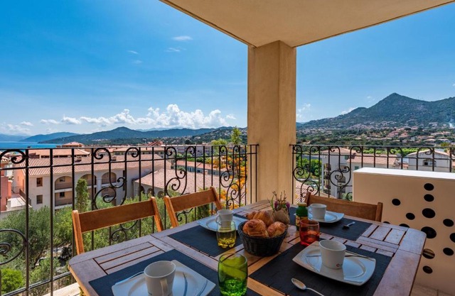 Apartment Clos des Oliviers by Interhome