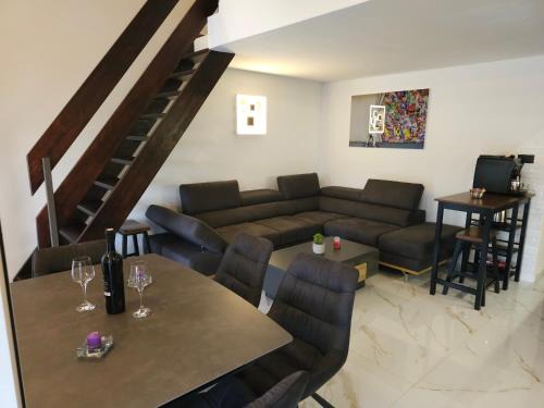 Apartment D&A