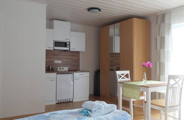 Apartment/apartment, shower, WC, balcony - Gästehaus Reither