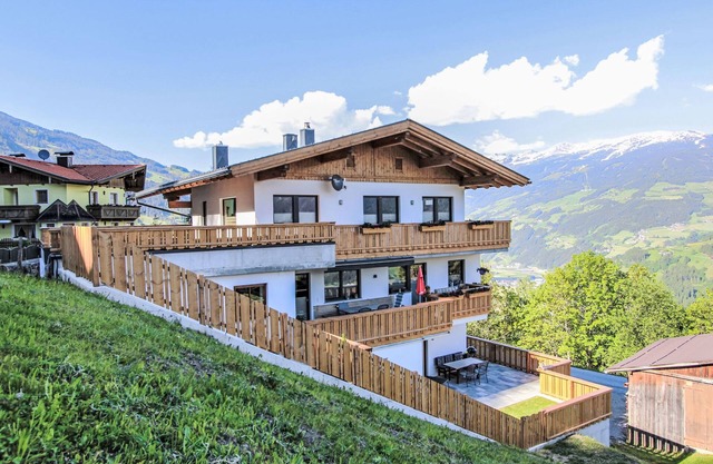 Apartamento Dengg by Interhome