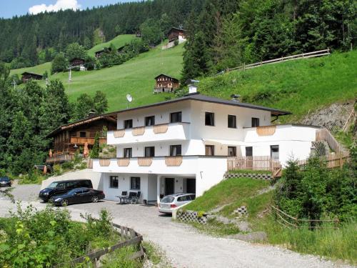 Apartment Edelweiss by Interhome