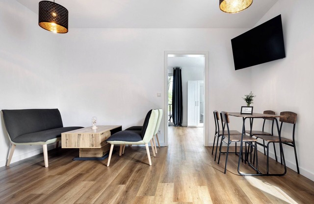 Apartamento 'Eidelstedt Zentrale Lage' con balcón y Wi-Fi
